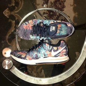 Nike Aloha Pegasus 32 Size 11.5
